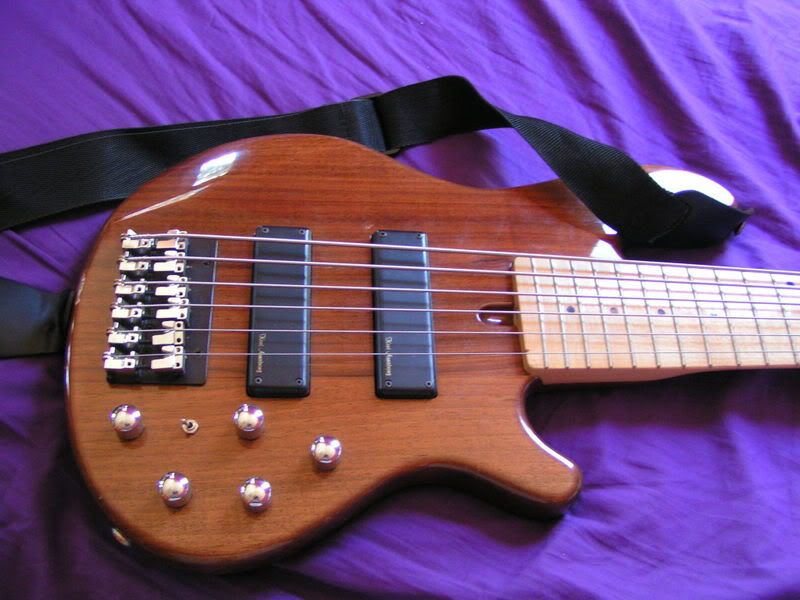 http://i84.photobucket.com/albums/k15/muelzoo/PICT0079.jpg