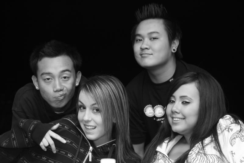 IMAGE: http://i84.photobucket.com/albums/k19/jerryshowphoto/IMG_1182.jpg