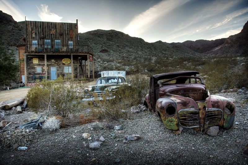 IMAGE: http://i84.photobucket.com/albums/k21/DonJuanMair/AbandondedHouse.jpg