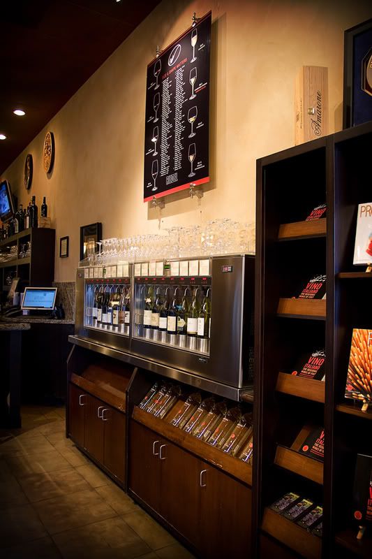 IMAGE: http://i84.photobucket.com/albums/k21/DonJuanMair/Noras10AnthonyMair.jpg