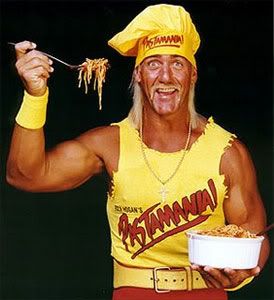 http://i84.photobucket.com/albums/k26/hermyspace/hermyspacesite/images/celebs/03-20-08update/hulkhogan/hulk-hogan-1.jpg