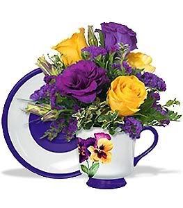 Telefloras-Pretty-Pansy-Bouquet.jpg