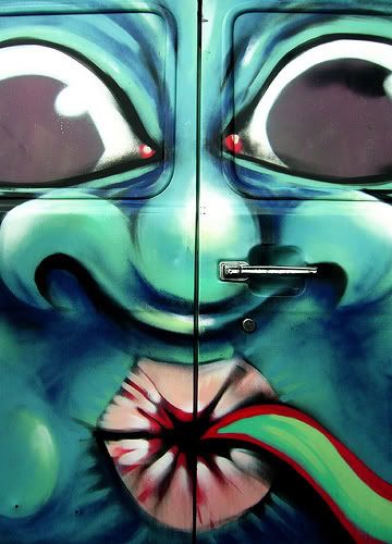 Green Face Sphincter Lips Van Mural