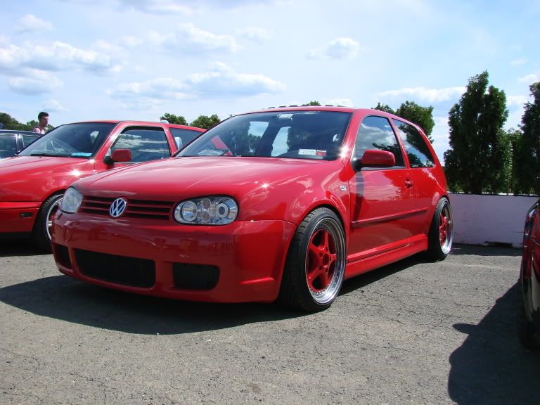 best color wheel to go along with a red car...AKA pic request thread