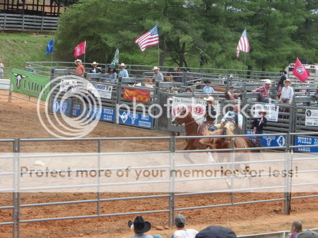 Photos of the Pro Rodeo in Troutman (Star: high school, contractors ...