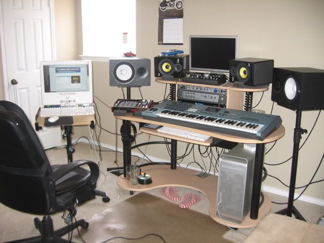 Akai MPC Forums - can someebody reccomend a good/affordable studio desk ...